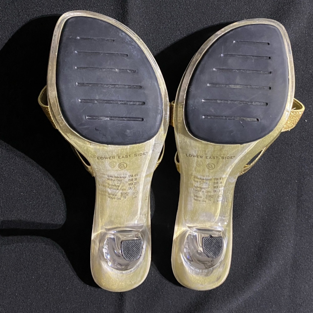 LOWER EAST SIDE Gold and Clear light up heels - Picture 4 of 6